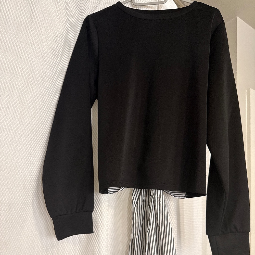 Black long sleeve cut out with sash